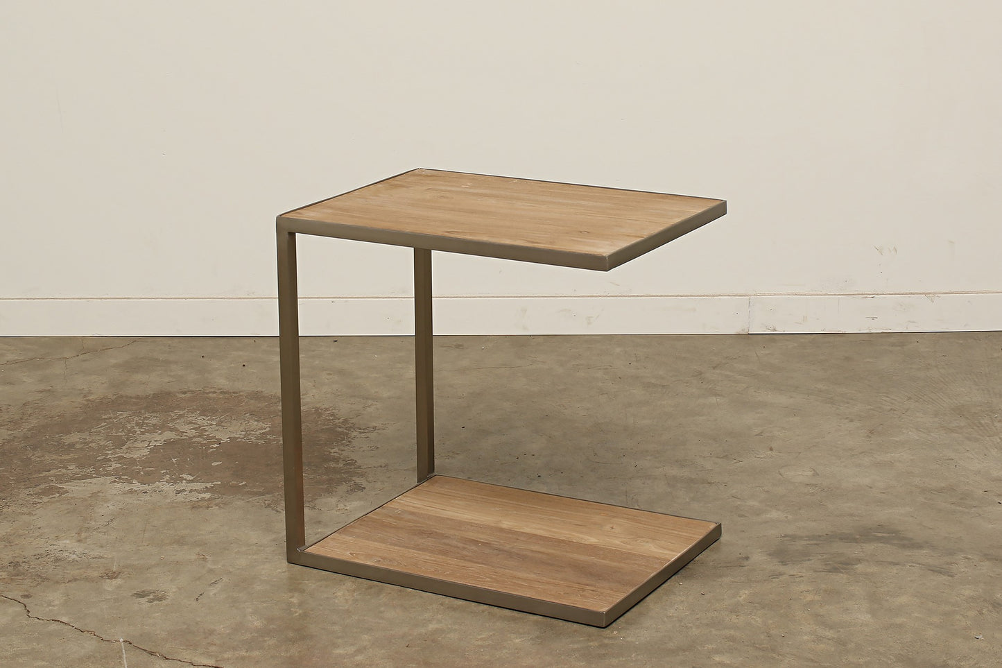 Axel Side Table