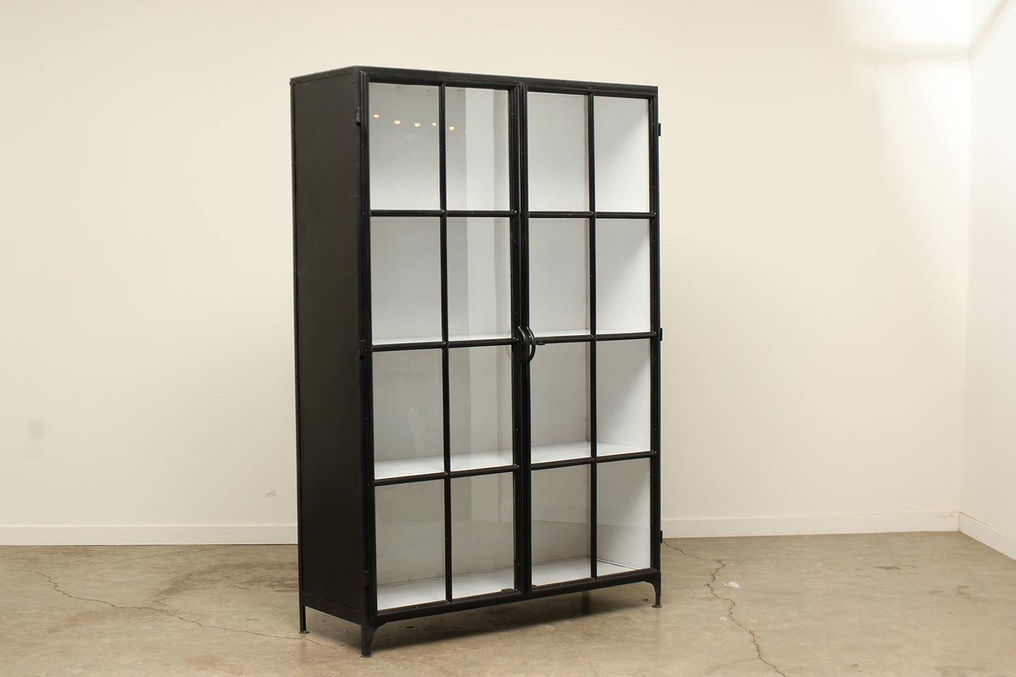 Tallie Cabinet