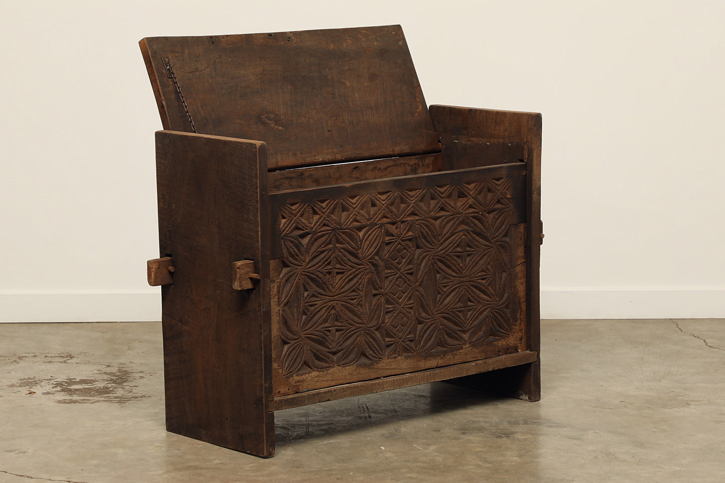 (SCP099) Vintage Himachal Box (37x15x30)