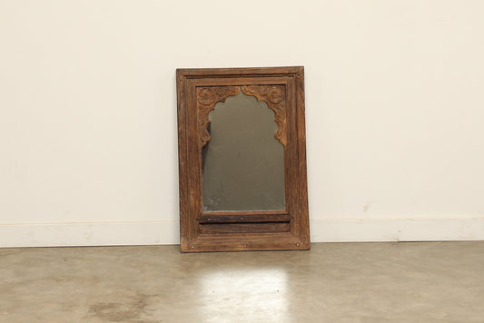 (LHE092) Vintage Carved Mirror (19x2x27)