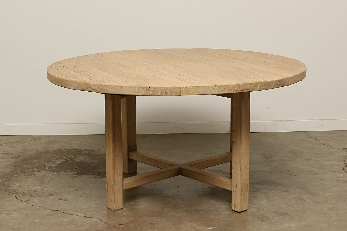 Greco 60" Round Dining Table&nbsp;