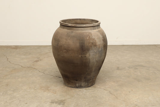 (GAV042) Vintage Shanxi Water Pot - Circa 1820 (28x28x33)