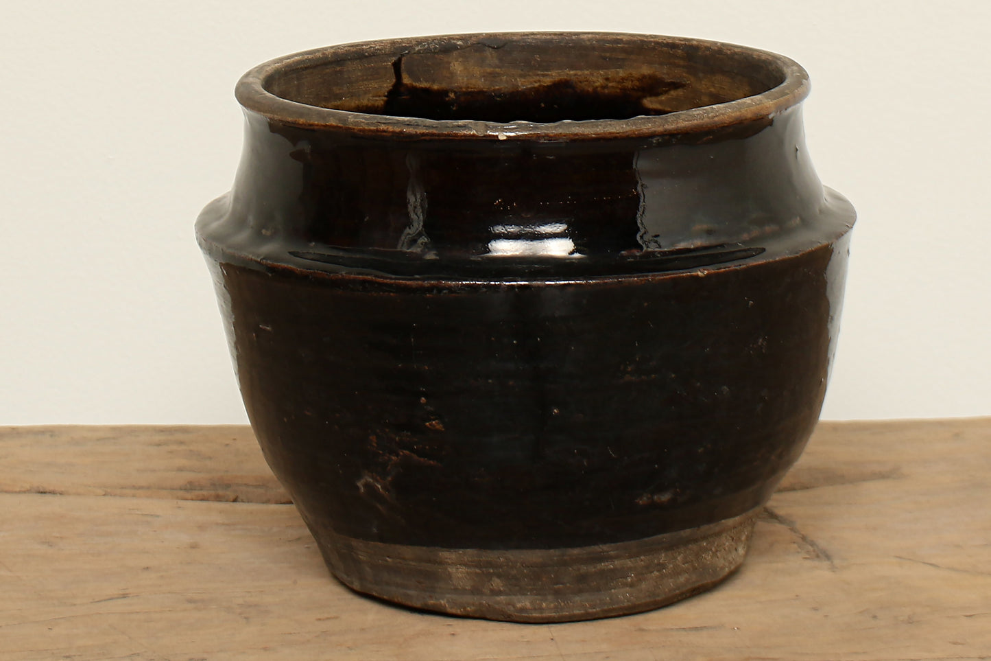 (GAQ011)  Vintage Lacquer Pot - Circa 1900 (9x9x7)