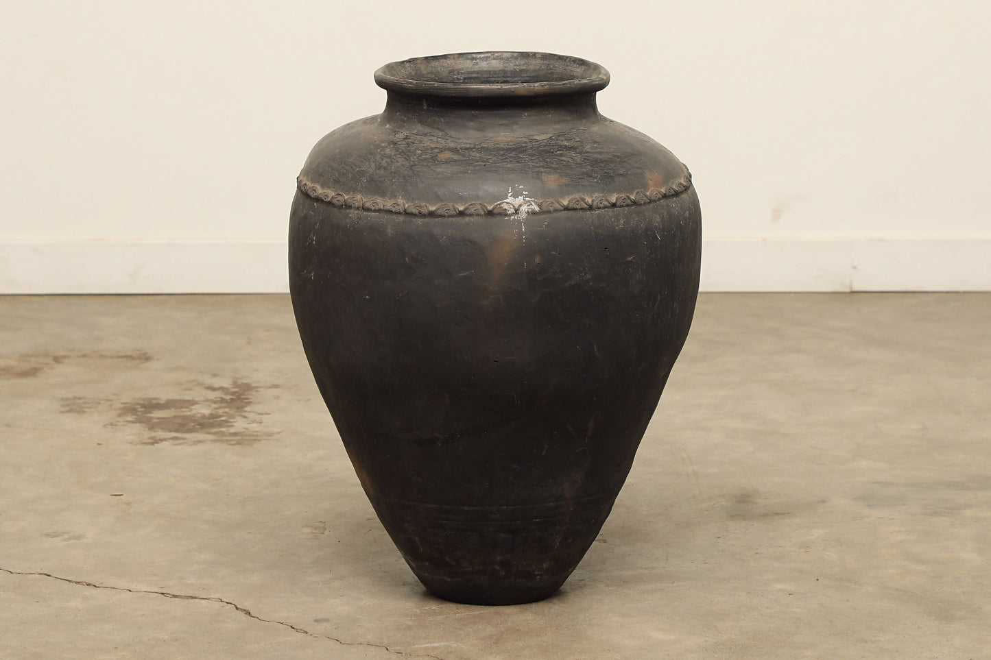 (GAT040) Vintage Yunnan Pot - Circa 1924 (19x19x26)