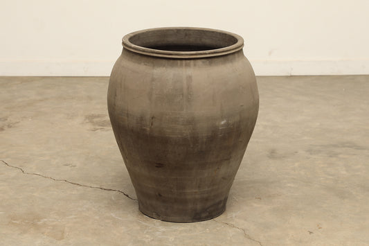 (GAV031) Vintage Shanxi Water Pot - Circa 1820 (21x21x26)