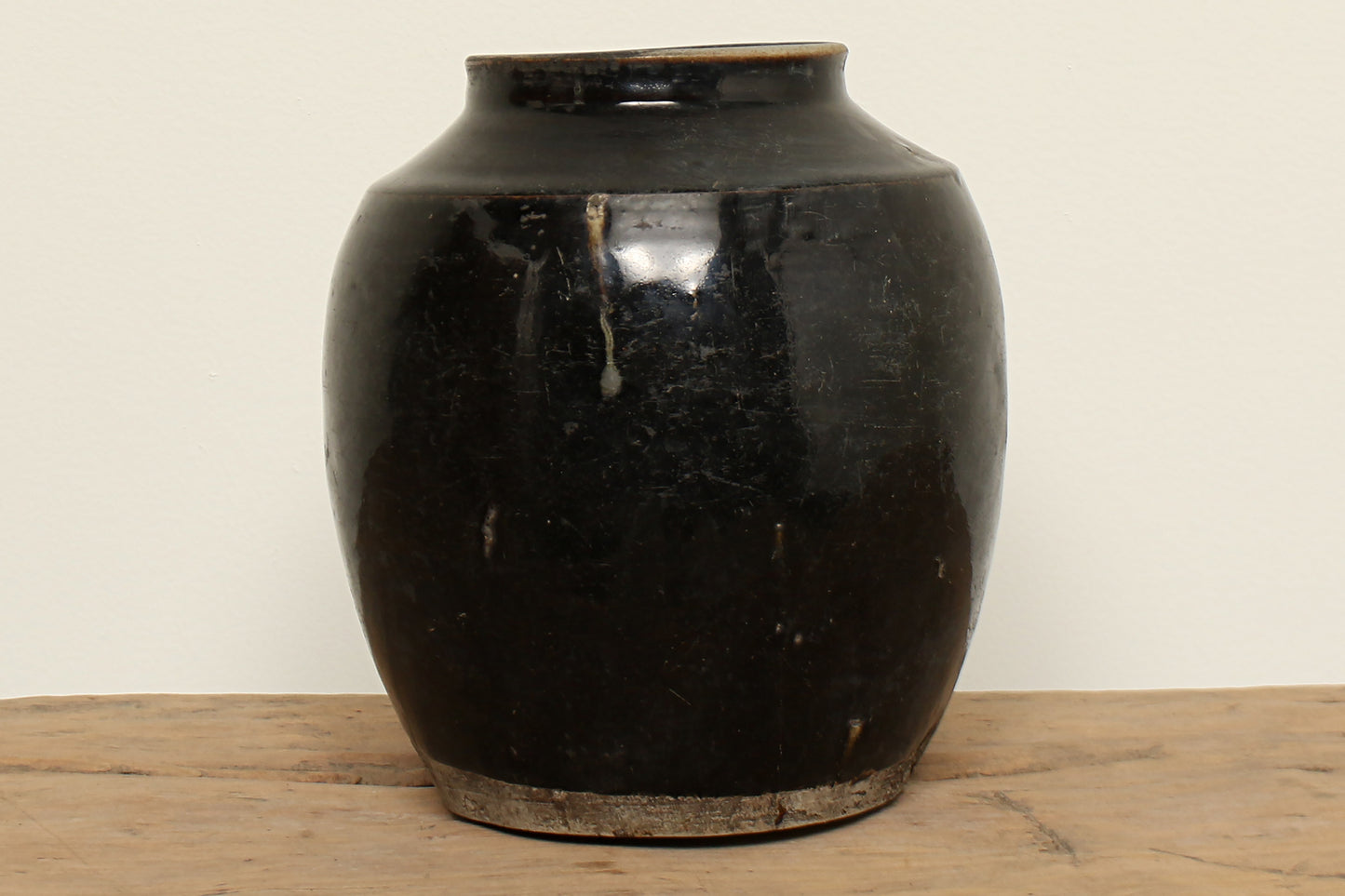 (GAQ031)  Vintage Lacquer Pot - Circa 1900 (9x9x7)